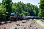 NS 4366 leads 65Q north at Robbins